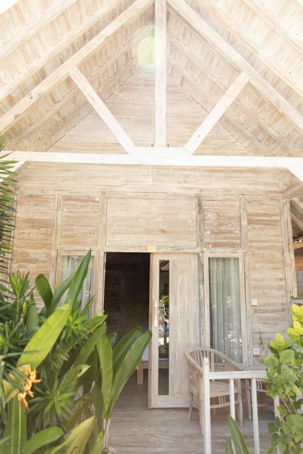 Coconut Village Guest House Lembongan Redpartner ภายนอก รูปภาพ